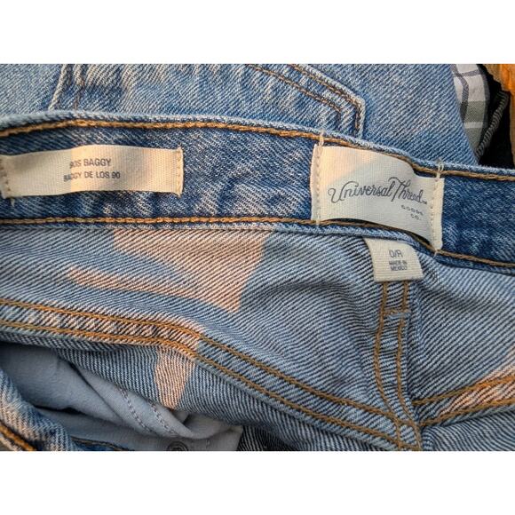Universal Thread Women's Mid Rise 90s Baggy Jeans Sz OR Medium Wash - Picture 8 of 9
